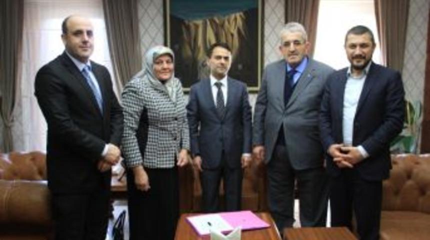 Hayırsever Bilgin Ailesinin Yaptıracağı Sağlık Ocağı Protokol&uuml; Valilik Makamında İmzalandı