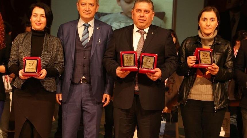 &Ccedil;evre Koruyucuları Kitabı Tanıtıldı