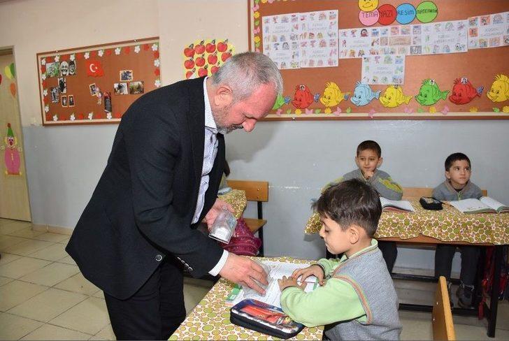 Dursunbey’de ‘küçük Küçük Dünyayı Biriktiriyoruz’ Projesi G2