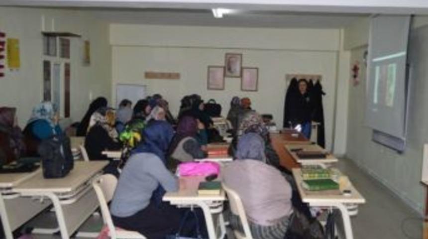 Emniyetten Kur’an Kursu Kursiyerlerine Güvenli Yaşam Semineri