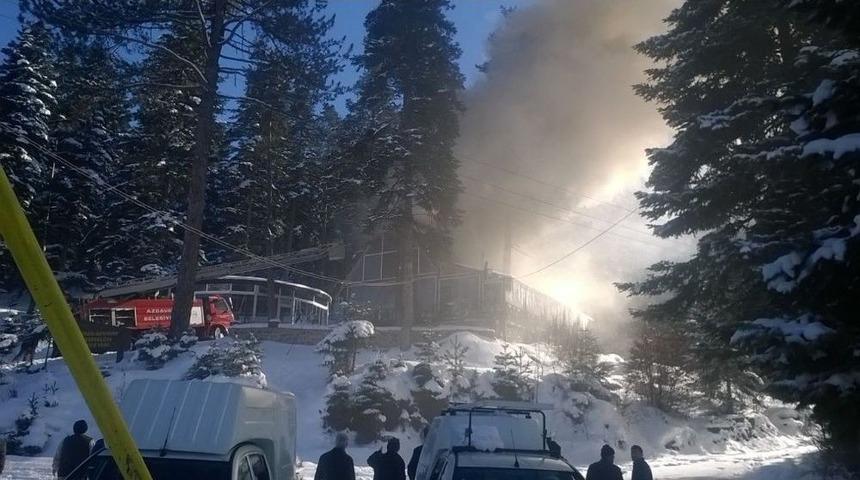 Kafede Çıkan Yangın Korkuttu