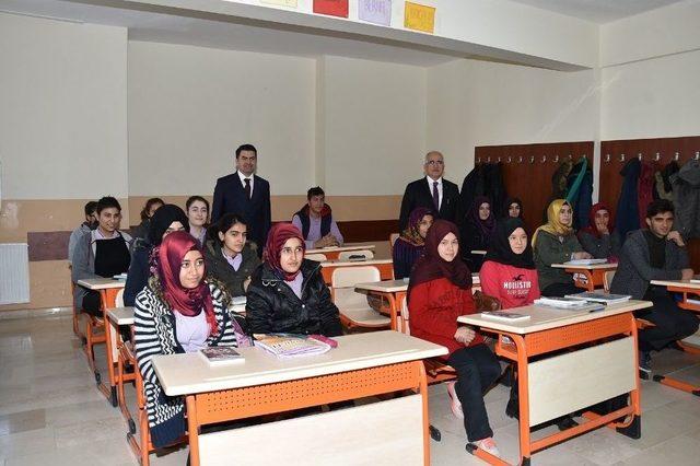 Vali Tuna: &ldquo;&ccedil;ocuklarımızın Eğitimini &Ouml;nemsiyoruz&rdquo; 1