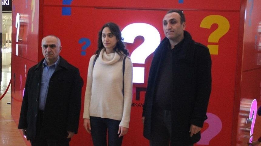 Forum Kayseri&rsquo;de Bir Oda Dolusu Hediye Sahibine Teslim Edildi