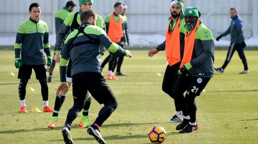 Konyaspor, Gen&ccedil;lerbirliği Ma&ccedil;ına Hazırlanıyor