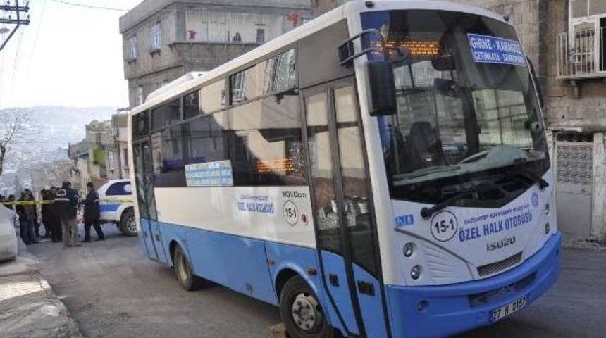 Midib&uuml;s&uuml;n &Ccedil;arptığı Suriyeli &Ccedil;ocuk &Ouml;ld&uuml;, Kaza Anı Kamerada