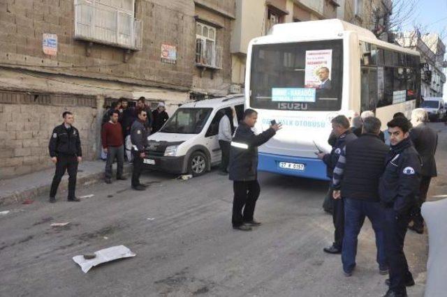 Midibüsün Çarptığı Suriyeli Çocuk Öldü, Kaza Anı Kamerada