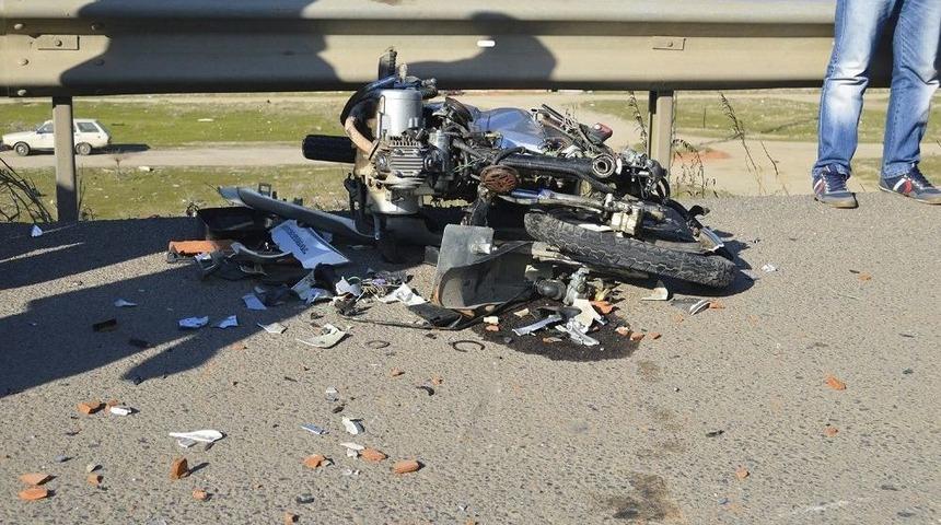 Manisa&rsquo;da Motosiklet Kazası: 1 &Ouml;l&uuml;