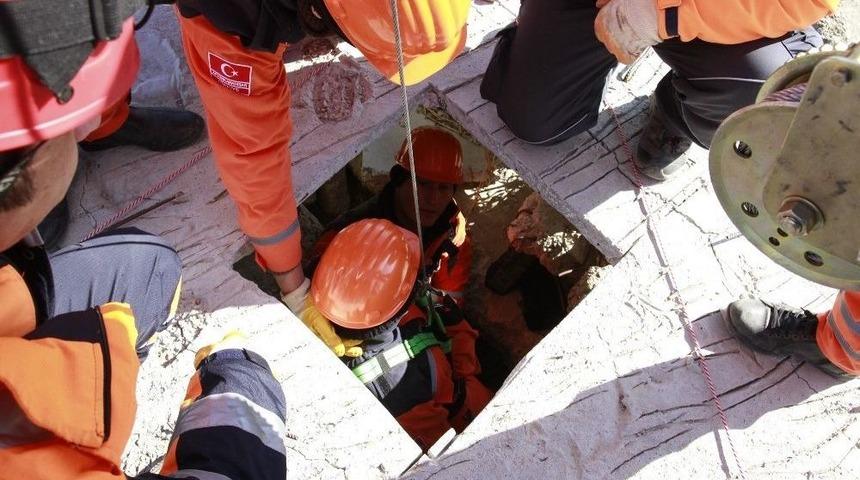 Afad&rsquo;ın, "ekip Kur Hayat Kurtar" Projesi Meyvelerini Vermeye Başladı