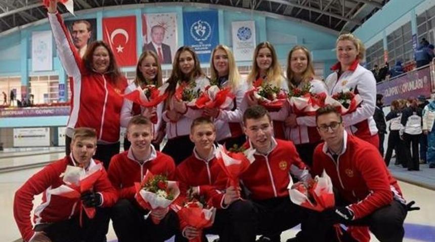 Curlingde Altınlar Ruslar'a Gitti