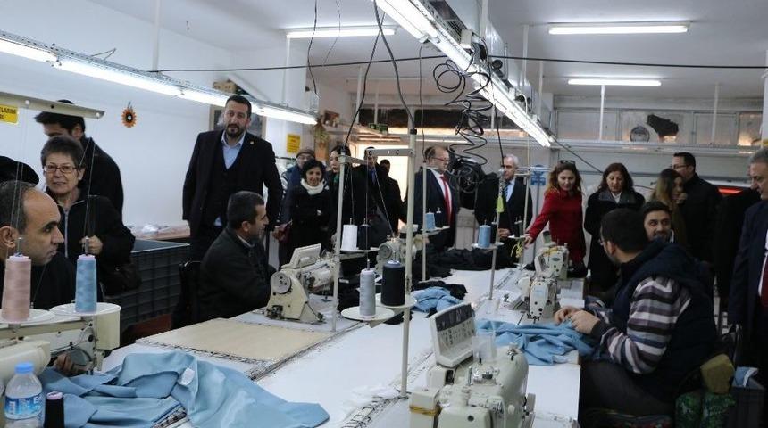 Chp Gölbaşı Milletvekilleri İle Sahaya İndi