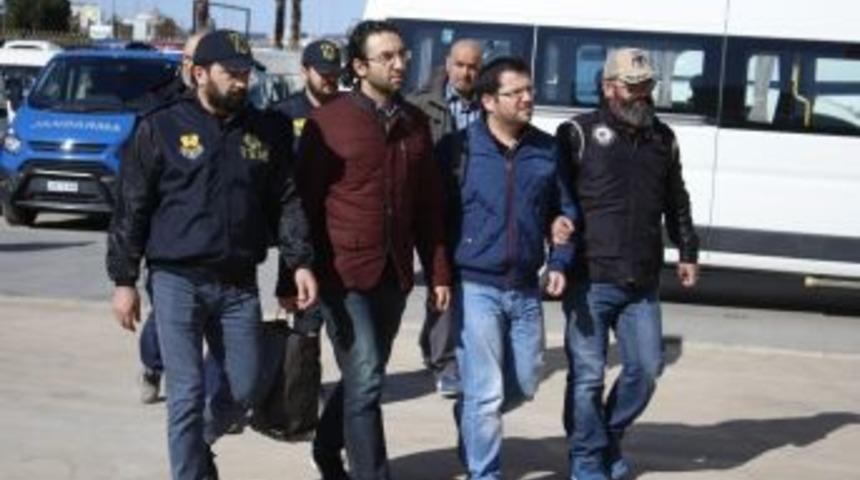 Antalya’da Fetö’den 2 Tutuklama