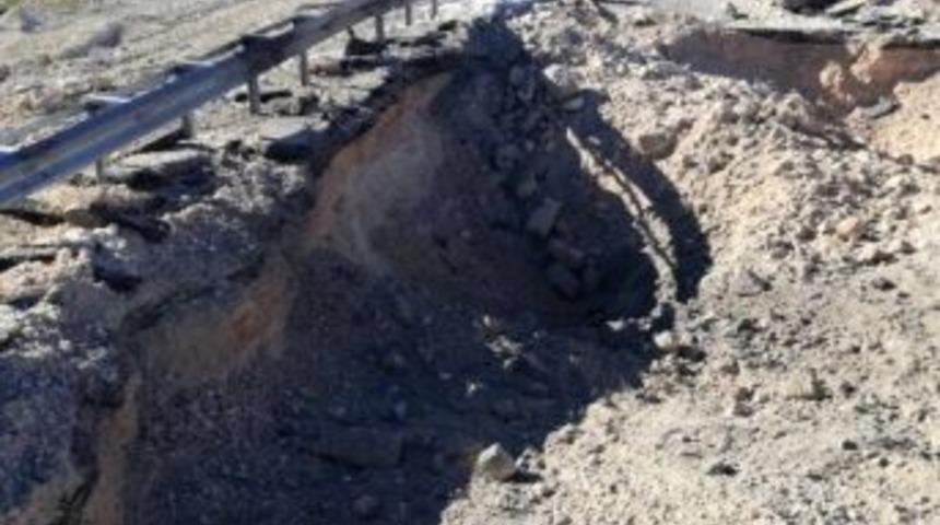 Karayoluna Tuzaklanan Bir Ton Patlayıcı İmha Edildi