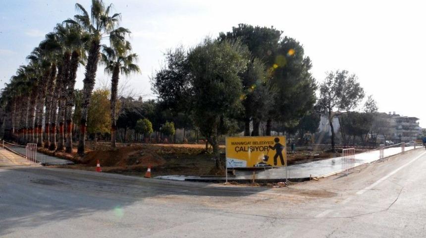 Manavgat Belediyesi&rsquo;nden Side&rsquo;de Park D&uuml;zenlemesi