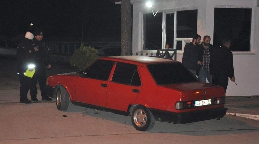 Polisten Ka&ccedil;an Uyuşturucu Taciri Kaza Yapınca Yakalandı