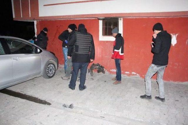 Viranşehir de Hakim, Savcı Ve Polis Lojmanlarına Bombalı Ara&ccedil;la Saldırı: 1 &Ouml;l&uuml;, 17 Yaralı (3) - Yeniden 3