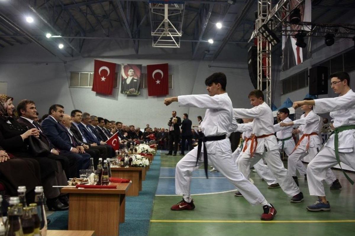 Kelkit&rsquo;in Kurtuluşu Coşkuyla Kutlandı