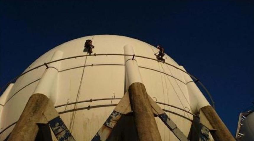 İzmir'in Dağcıları, D&uuml;nyaya Hizmet Veriyor