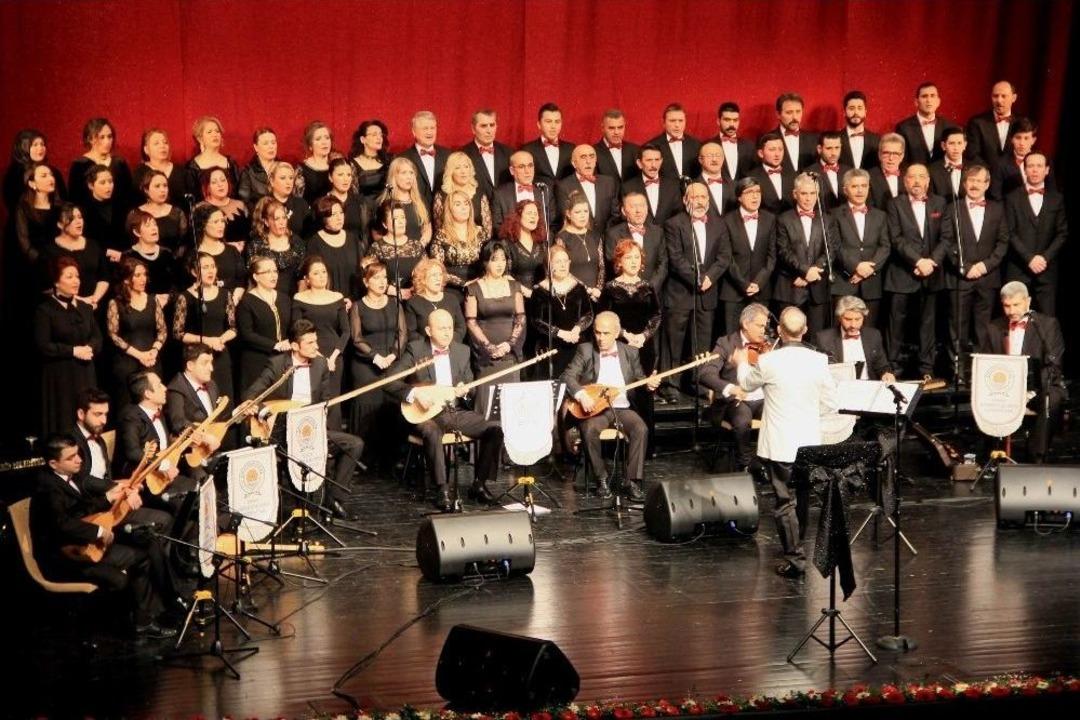 B&uuml;y&uuml;kşehirden &ldquo;anadolu&rsquo;dan T&uuml;rk&uuml;ler&rdquo; Konseri