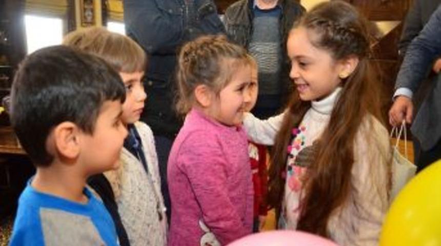 Suriyeli Bana, Başkan &Ccedil;etin&rsquo;i Ziyaret Etti