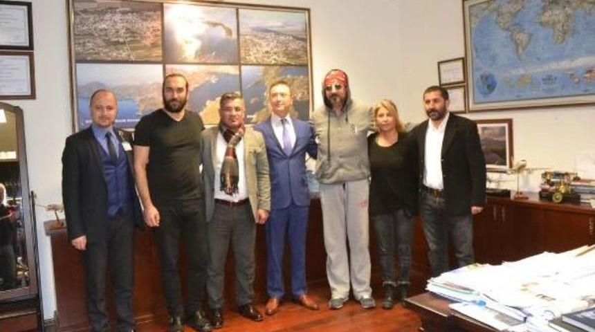 Şarkıcı &Ccedil;elik, Kefal Festivali I&ccedil;in Dalyan'da