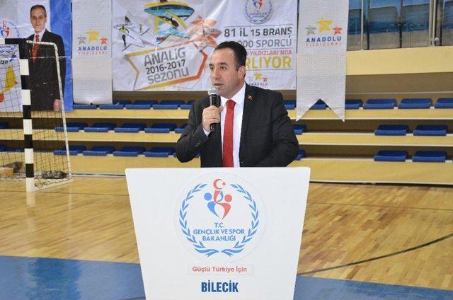 Anadolu Yıldızlar Ligi Hentbol Çeyrek Final Müsabakaları Başladı