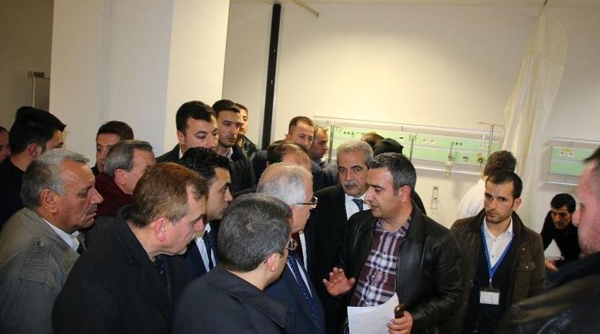 Belediye Başkanı Demirkol, Viranşehir&rsquo;de Yaralıları Ziyaret Etti