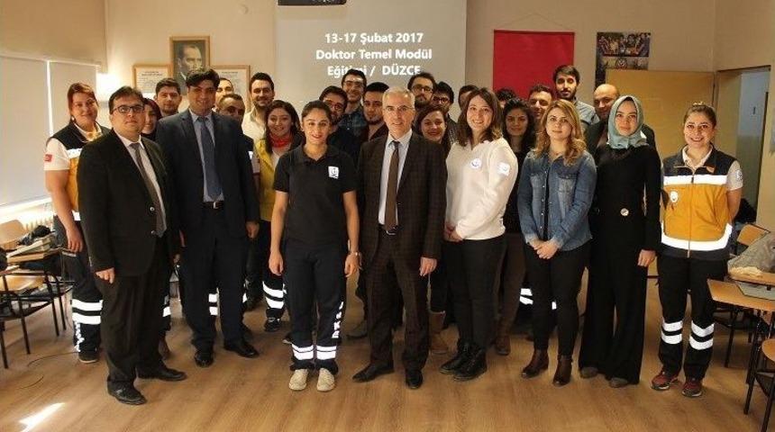 Hekimlere Temel Mod&uuml;l Eğitimi