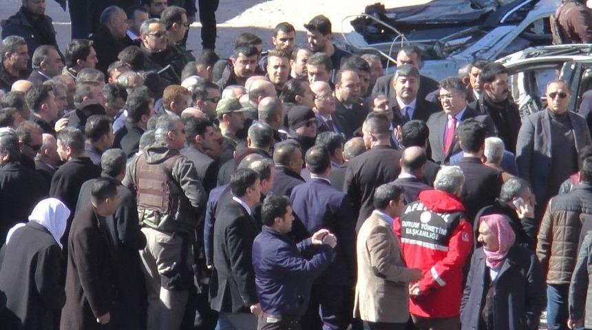 Bakanlar Şanlıurfa&rsquo;da Saldırının D&uuml;zenlendiği B&ouml;lgede
