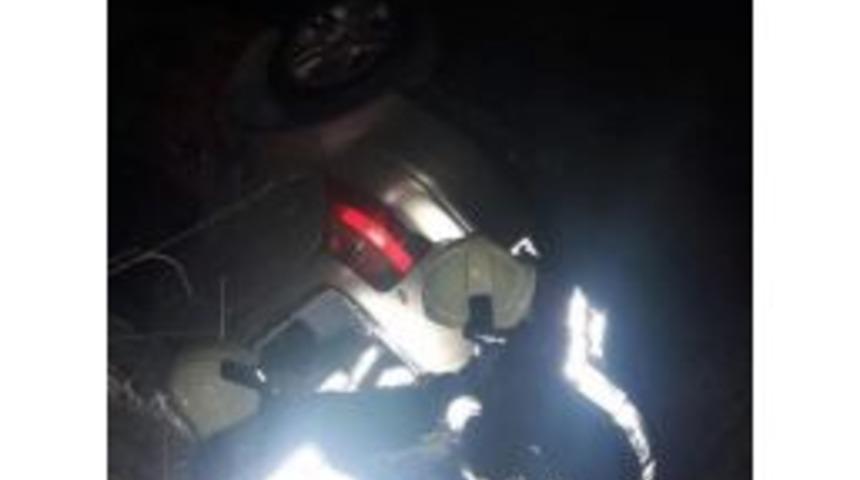 Kontrolden &Ccedil;ıkan Otomobil Takla Attı: 3 Yaralı