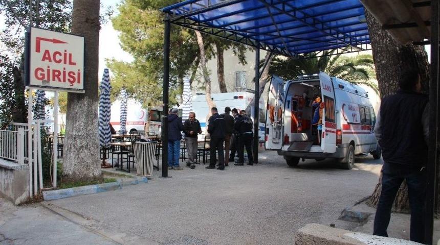 Askeri Gemide Yangın: 4 Asker Dumandan Etkilendi