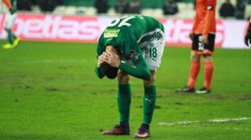 Bursaspor, 360 Dakikada 5 İsabetli Şut Çekti