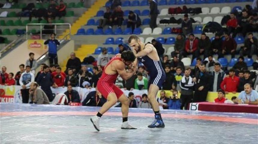 U23 T&uuml;rkiye G&uuml;reş Şampiyonası Rize&rsquo;De Başladı