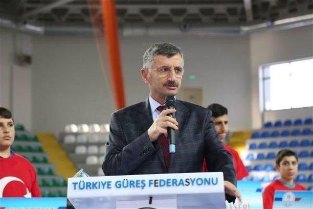 U23 Türkiye Güreş Şampiyonası Rize’De Başladı