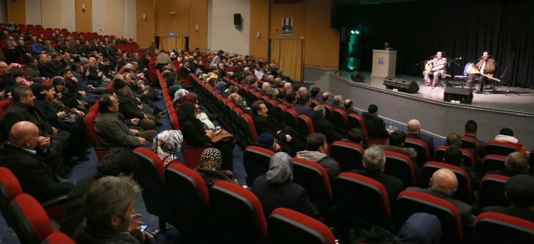 B&uuml;y&uuml;kşehir, Aşık S&uuml;mmani&rsquo;yi Andı