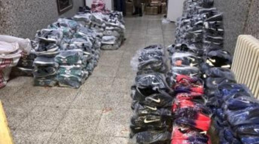 Hakkari&rsquo;de Ka&ccedil;ak&ccedil;ılık Operasyonu