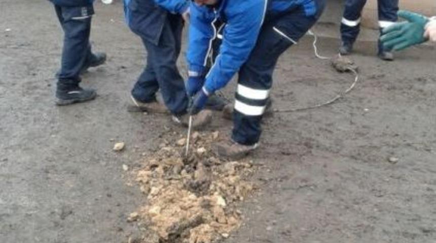 Polis Korumasında Mahalleye Giren Ekipler Şok Oldu