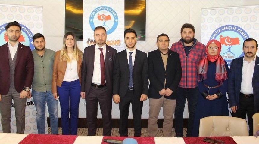 55 İlden Gen&ccedil;ler Diyarbakır&rsquo;ı Gezdi