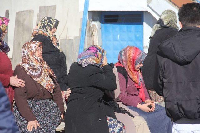 Bolu’da Karı Koca Sobadan Sızan Gazdan Zehirlenerek Hayatını Kaybetti 2