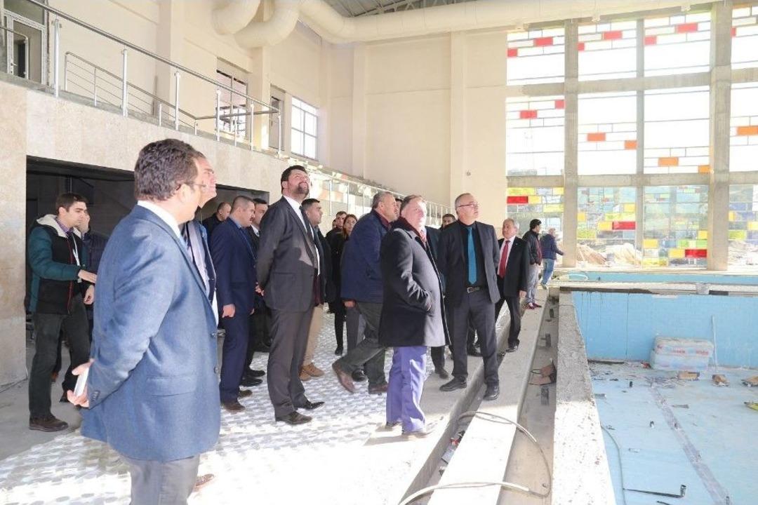 Turgutlu&rsquo;nun Dev Spor Kompleksinde Sona Yaklaşıldı