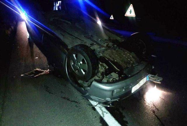Milas Bodrum Karayolunda Otomobil Takla Attı; 2 Yaralı