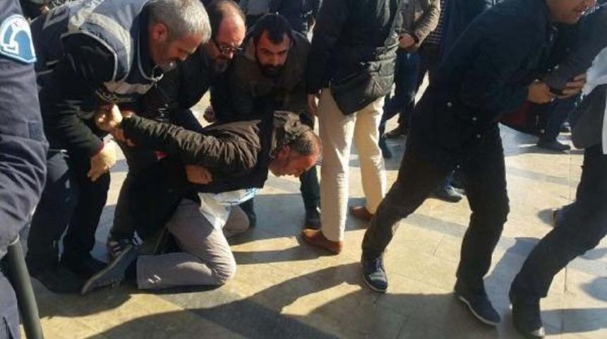 Kesk Eyleminde 32 G&ouml;zaltı