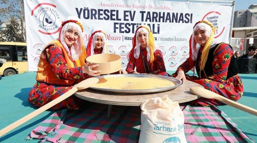 Gaziosmanpaşa&rsquo;da 3 Bin Kişilik Tarhana &Ccedil;orbası İkramı