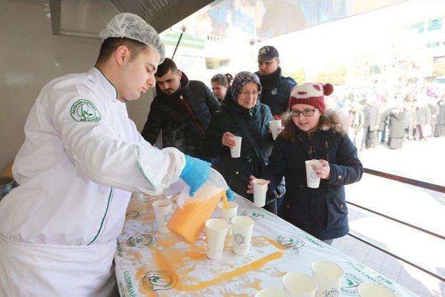 Gaziosmanpaşa’da 3 Bin Kişilik Tarhana Çorbası İkramı