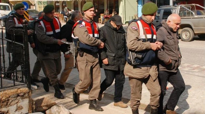 Ka&ccedil;ak Kazıya Su&ccedil;&uuml;st&uuml;