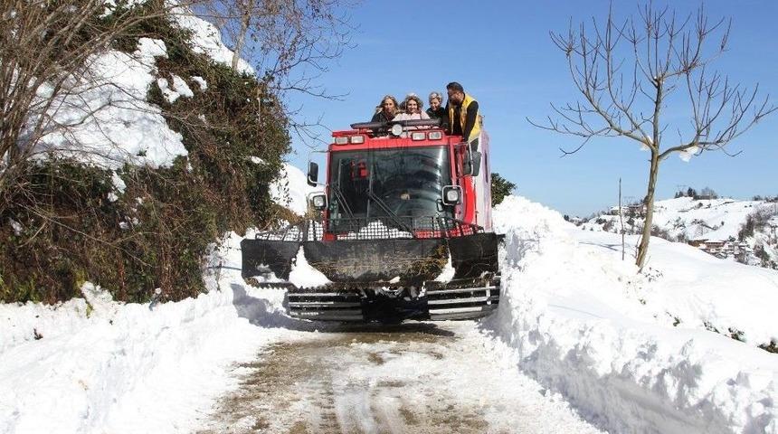 B&ouml;brek Hastası Kar Ambulansıyla Kurtarıldı