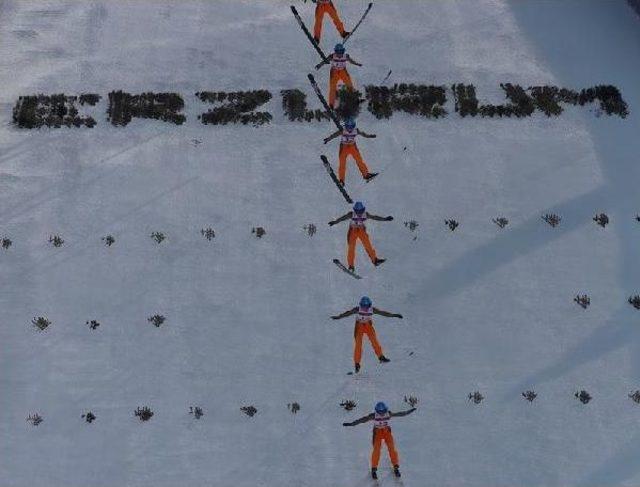 Eyof Bayrağı Saraybosna'da