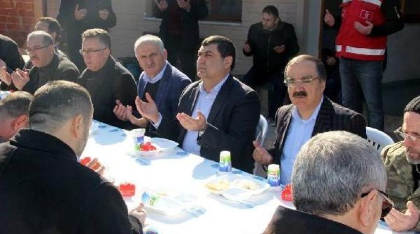 Şehit Oğlunun Kabanı Ile Mevlide Katıldı