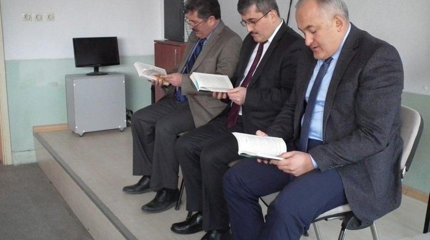 Kaymakam T&uuml;rk&ouml;z, İmam Hatip Ortaokulu Ve Lisesi &Ouml;ğrencileriyle Bir Araya Geldi