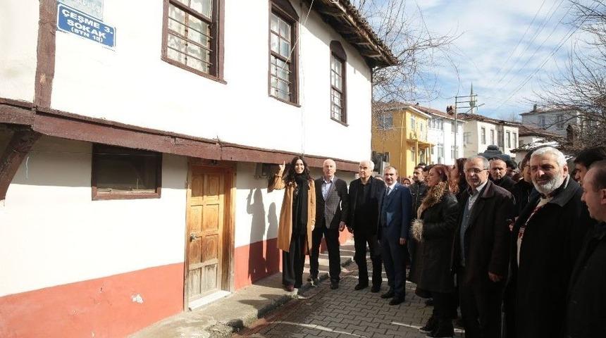 Ala&ccedil;am&rsquo;ın Tarihi Dokusu G&uuml;n Y&uuml;z&uuml;ne &Ccedil;ıkıyor