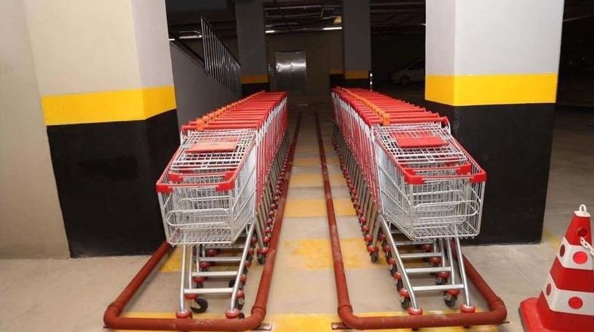 Pazar Yerinde Arabalı Alışveriş D&ouml;nemi